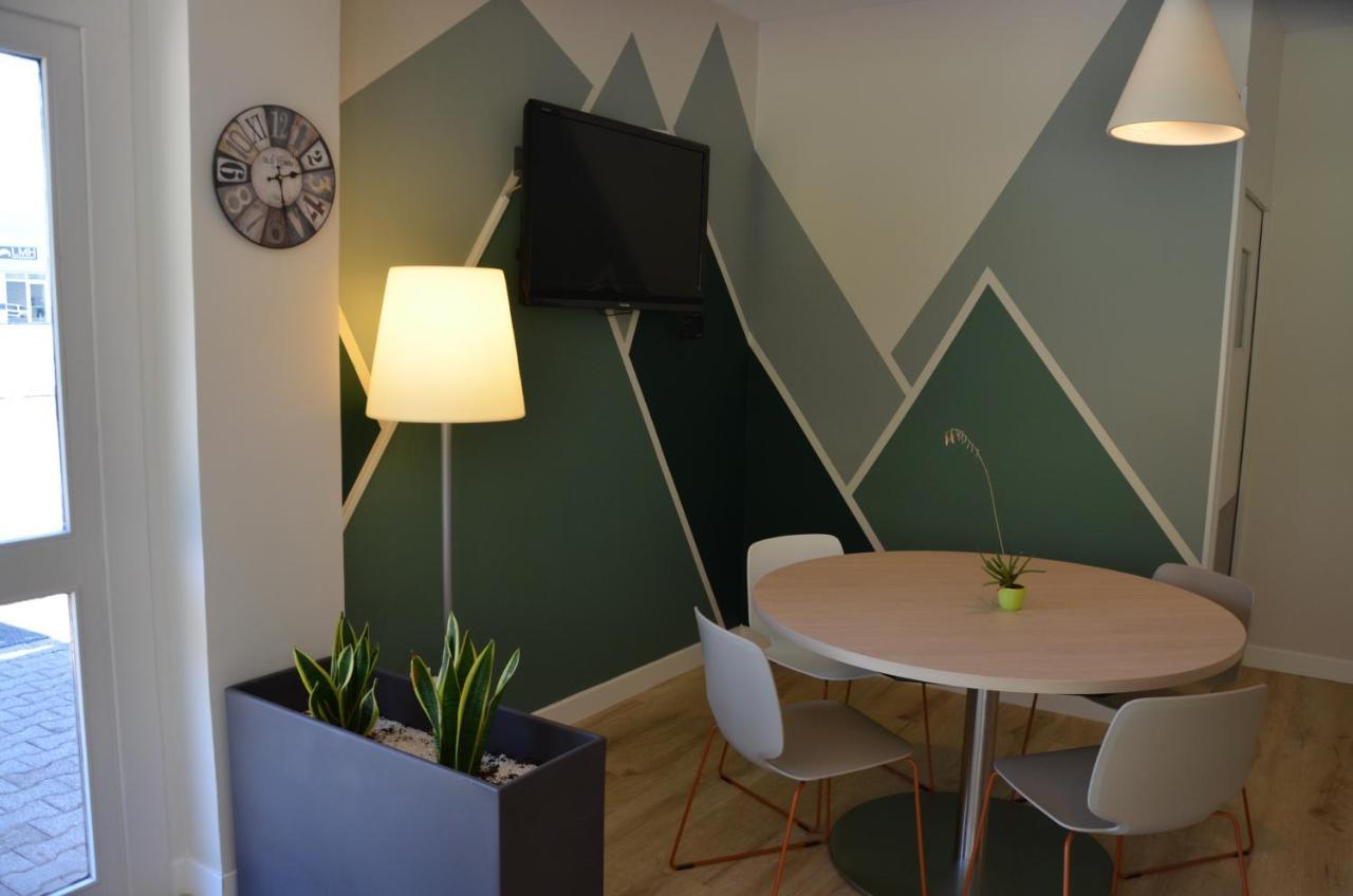 The Originals City, Hotel Amys, Tarbes Sud Odos Exteriör bild