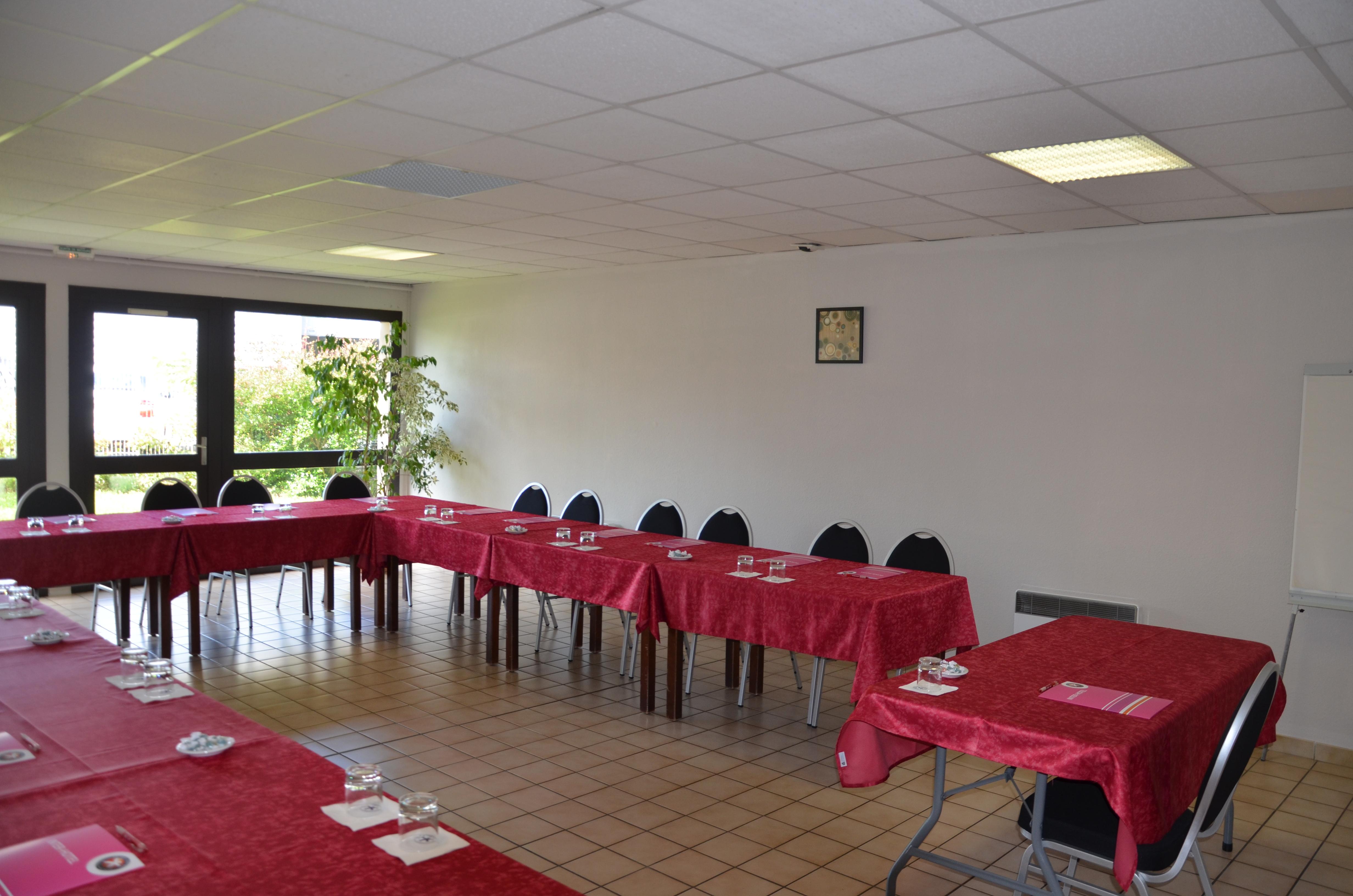 The Originals City, Hotel Amys, Tarbes Sud Odos Exteriör bild